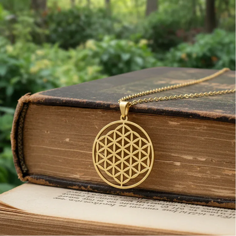 Pendentif Fleur de Vie en acier inoxydable doré