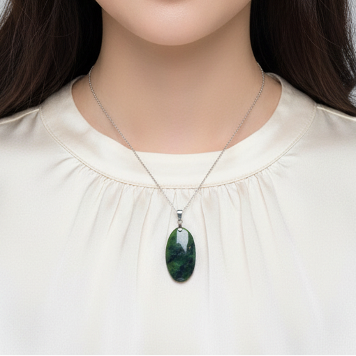 Pendentif en Jade Néphrite (PE2025)