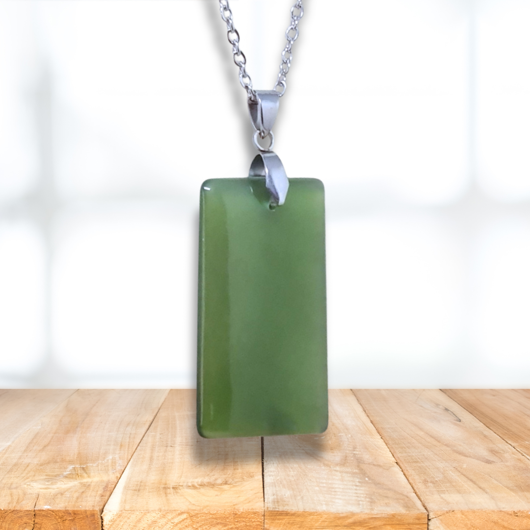 Pendentif en Jade Néphrite (PE1265) - ENAE Minéraux
