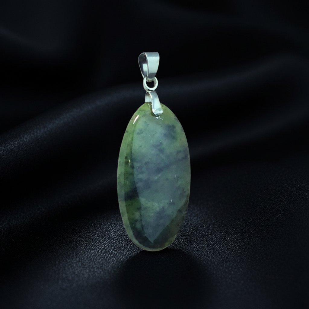 Pendentif en Jade Néphrite (PE2025)