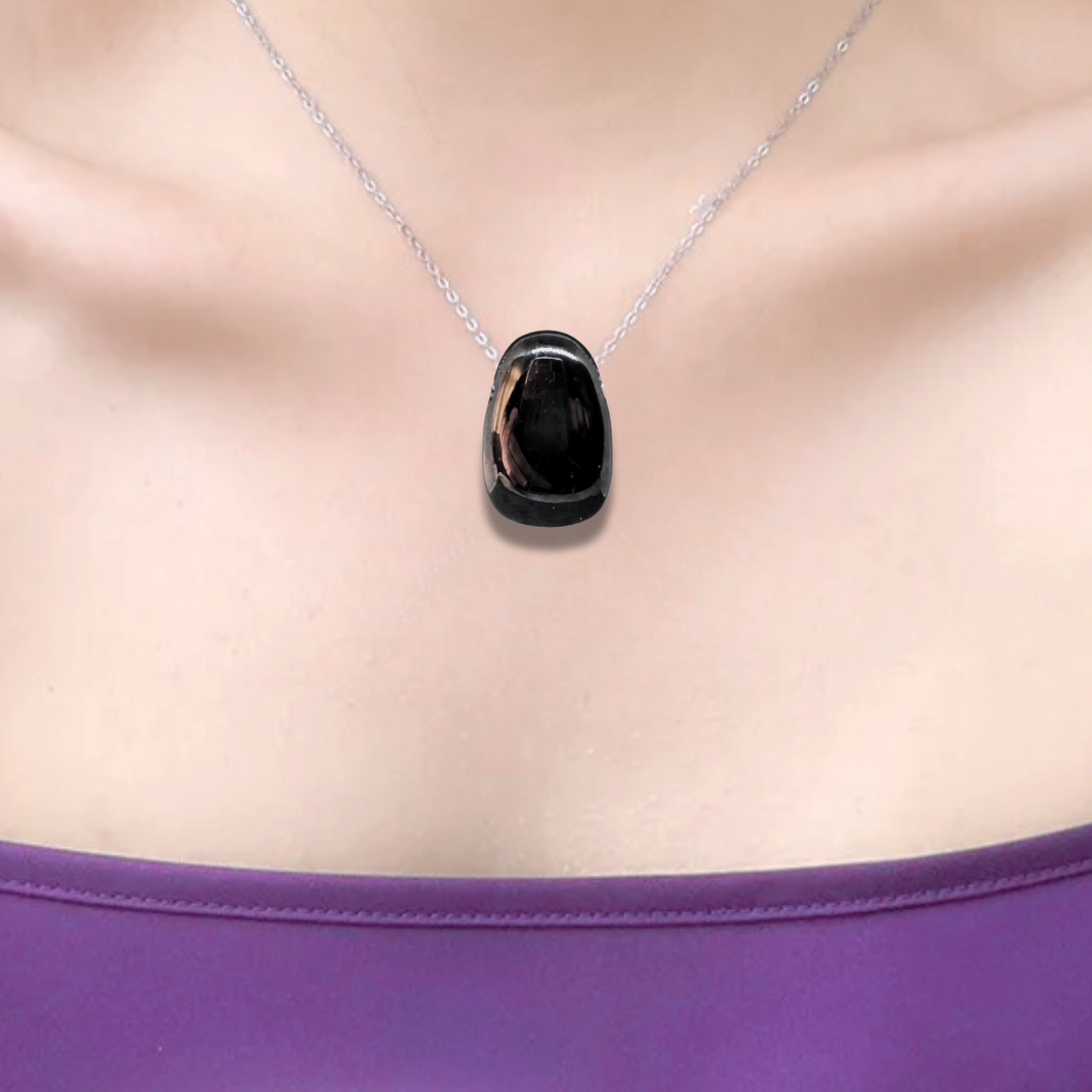 Pendentif en Jais (ou Jet) (PE1713-2) - ENAE Minéraux