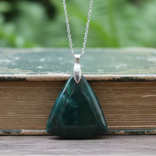 Pendentif en Jaspe Héliotrope (PE1478)