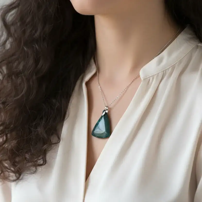 Pendentif en Jaspe Héliotrope (PE1478)