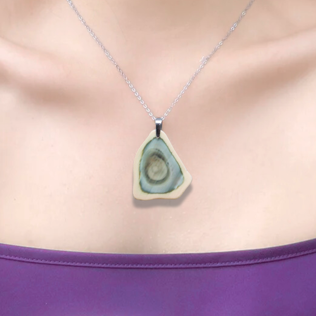 Pendentif biface en Jaspe Impérial (PE993) - ENAE Minéraux