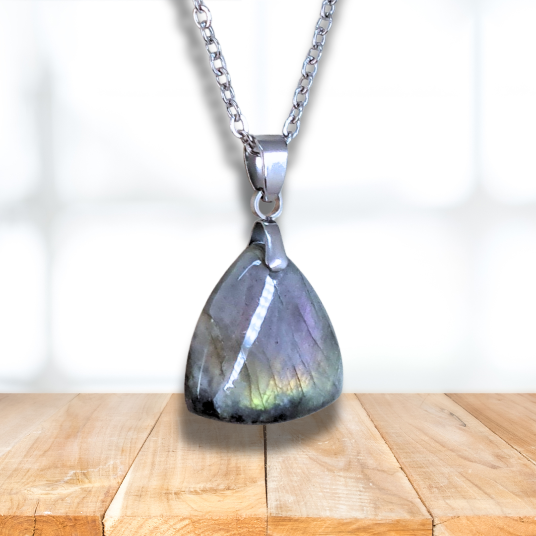 Pendentif en Labradorite (PE2046) - ENAE Minéraux