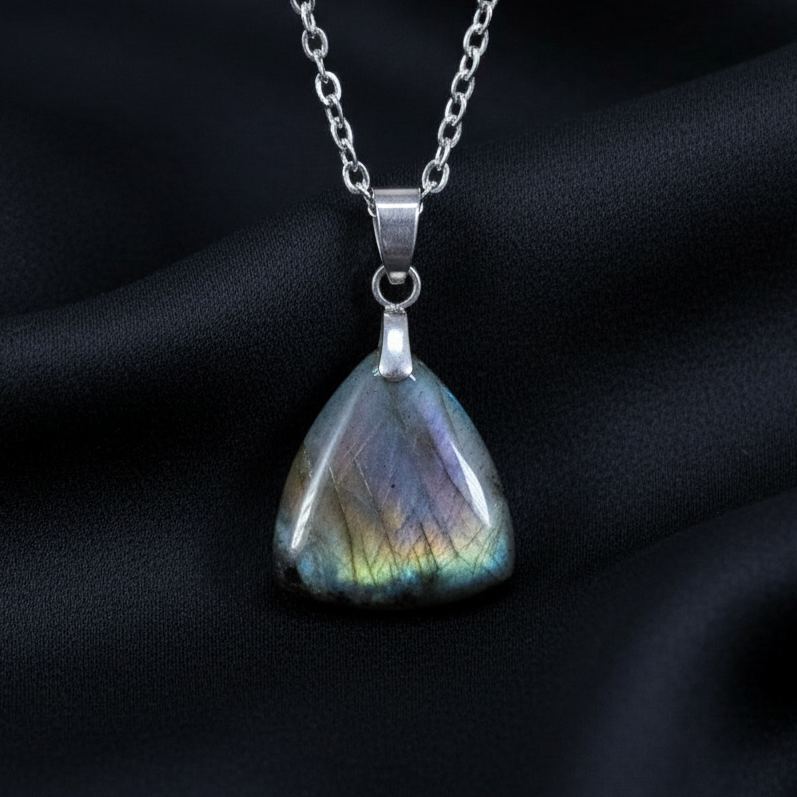 Pendentif en Labradorite (PE2046) - ENAE Minéraux