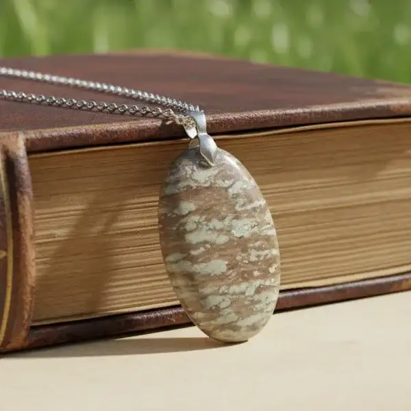 Pendentif en Nundérite (PE1978)