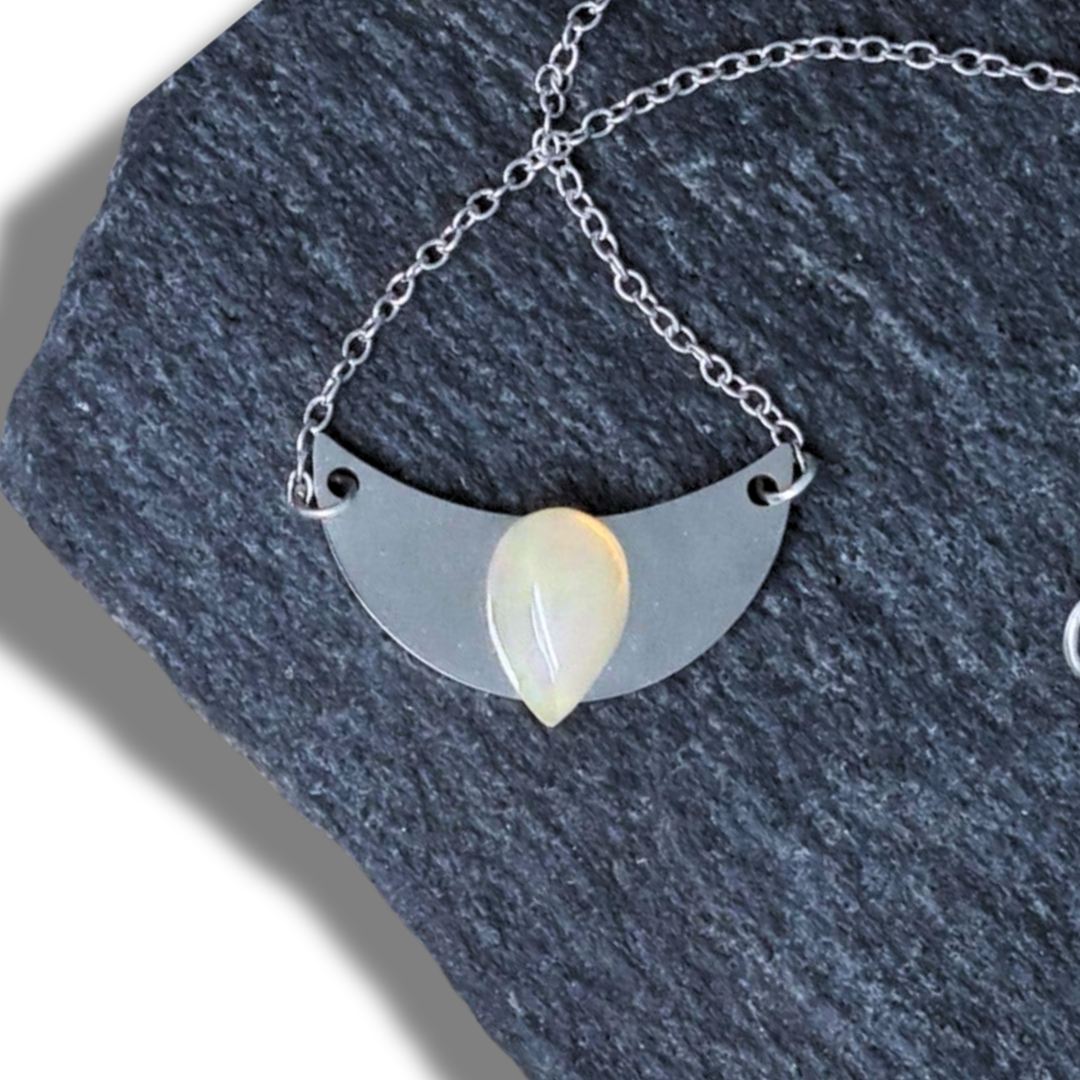Pendentif en Opale Welo (PE1374-3) - ENAE Minéraux