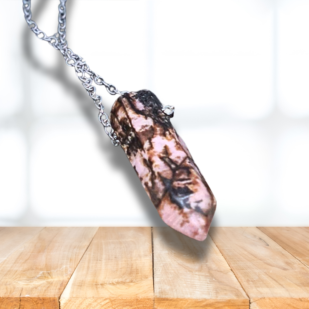 Pendentif en pointe de Rhodonite (PE1622-4) - ENAE Minéraux