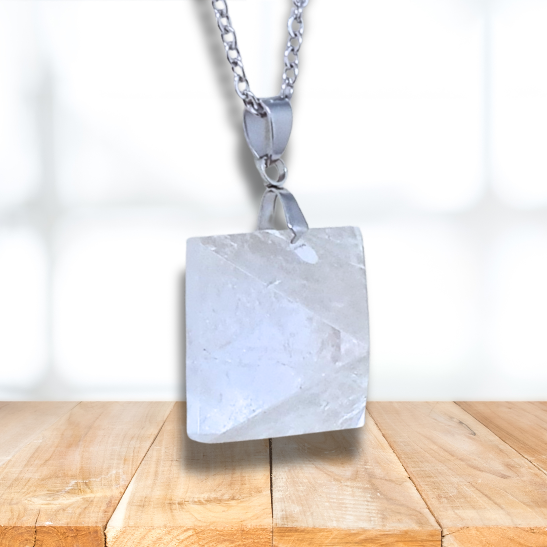 Pendentif Pyramide Cristal de Roche (PE1032-2) - ENAE Minéraux