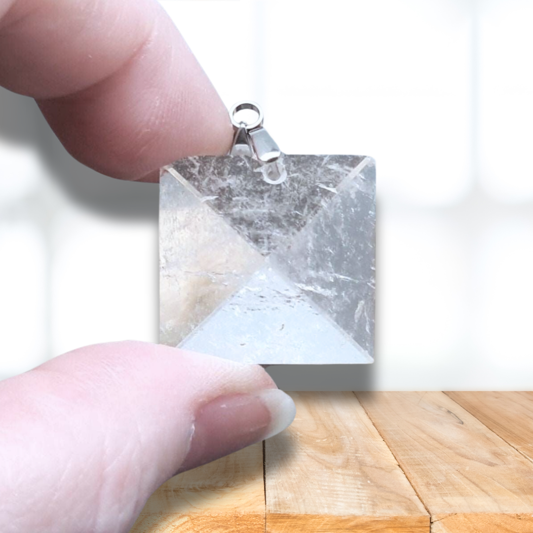 Pendentif Pyramide Cristal de Roche (PE1032-2) - ENAE Minéraux