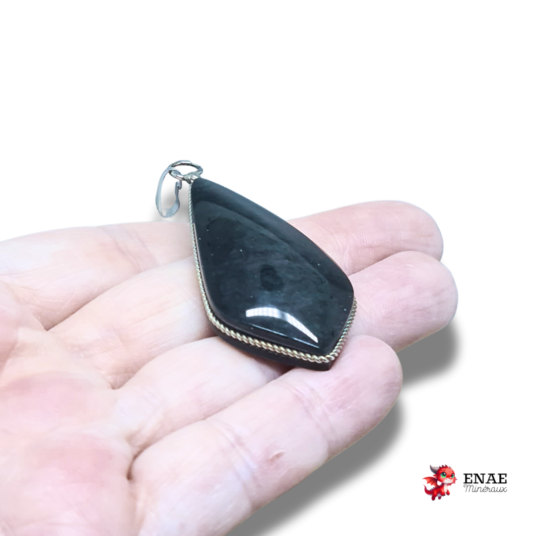 Pendentif serti en Obsidienne Manta Huichol (PE1880)