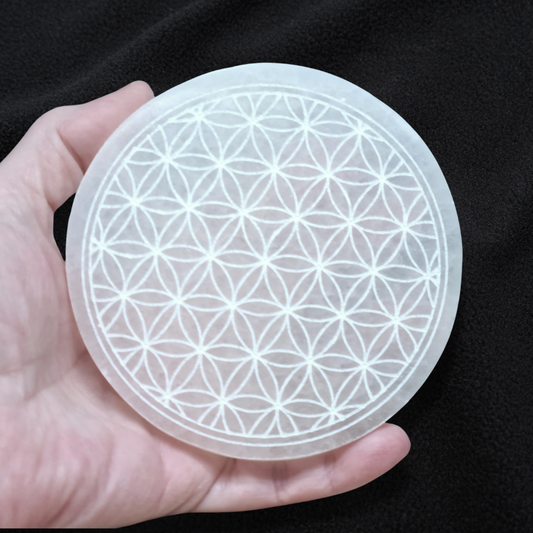 Plaque en Sélénite avec Fleur de Vie gravée 250g