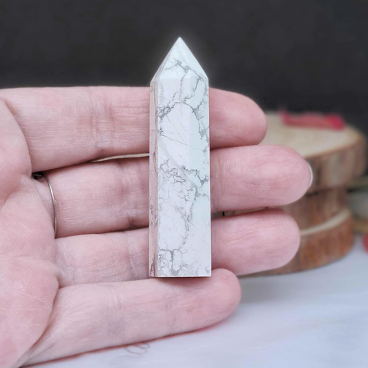 Pointe en Howlite 21g (PRGFL505-1) - ENAE Minéraux