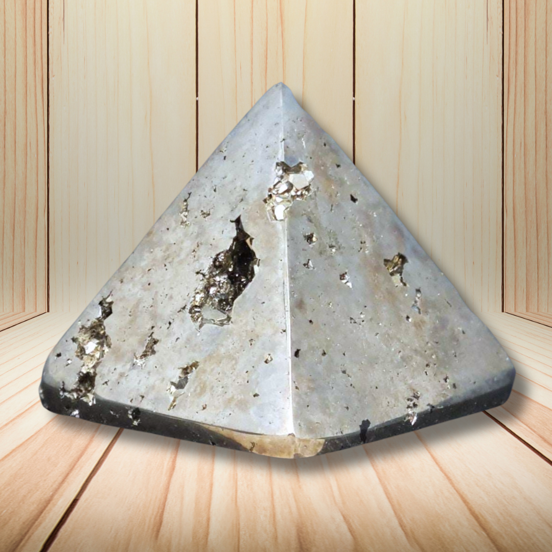 Pyramide polie en Pyrite 125g (PRGFL320) - ENAE Minéraux