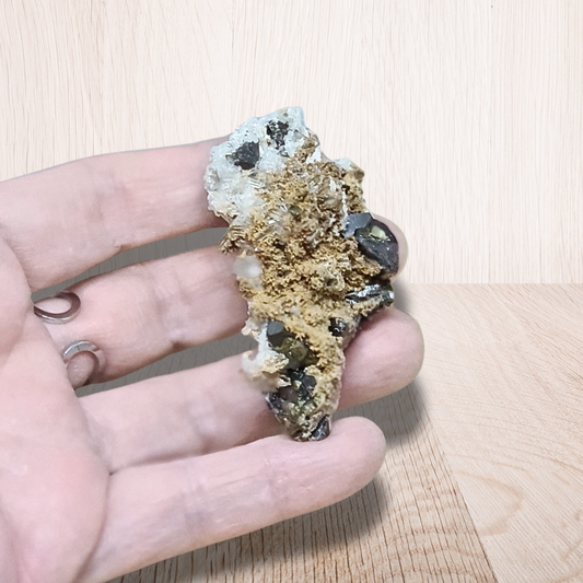 Quartz, Dolomite, Galène et Pyrite bruts 34g (MB491) - ENAE Minéraux