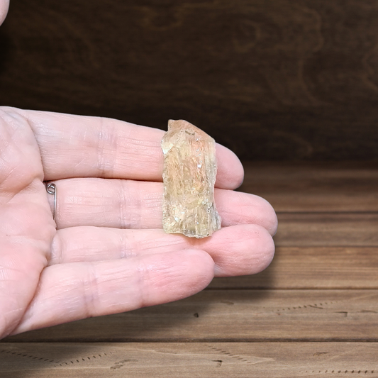 Scapolite brute 11g (MB551-2) - ENAE Minéraux