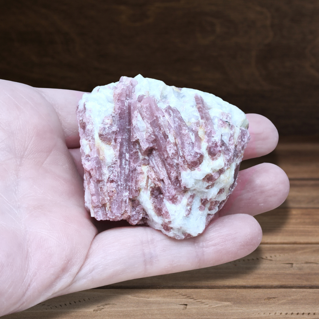 Tourmaline rose (Rubellite) brute 150g (MB461-1) - ENAE Minéraux