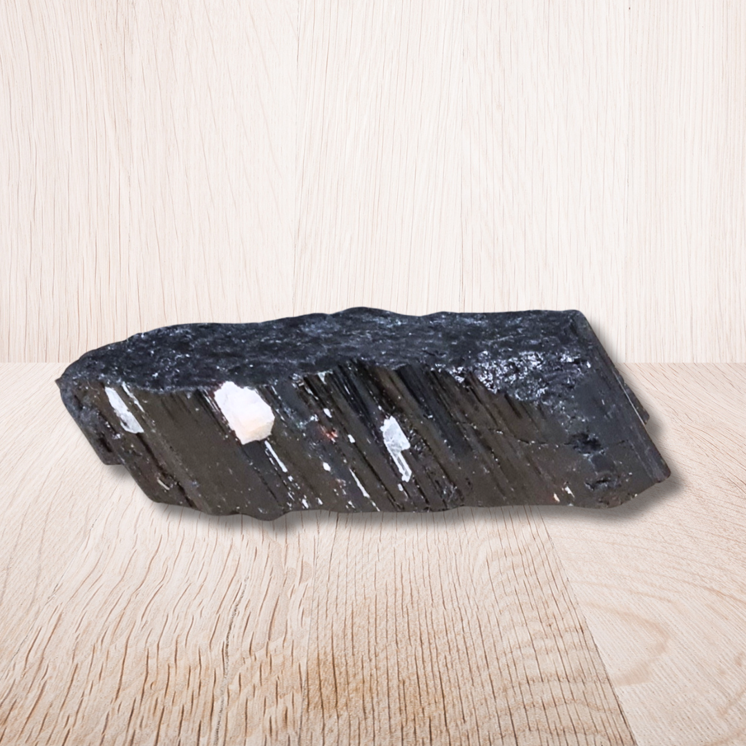 Tourmaline noire brute (MB535-4)