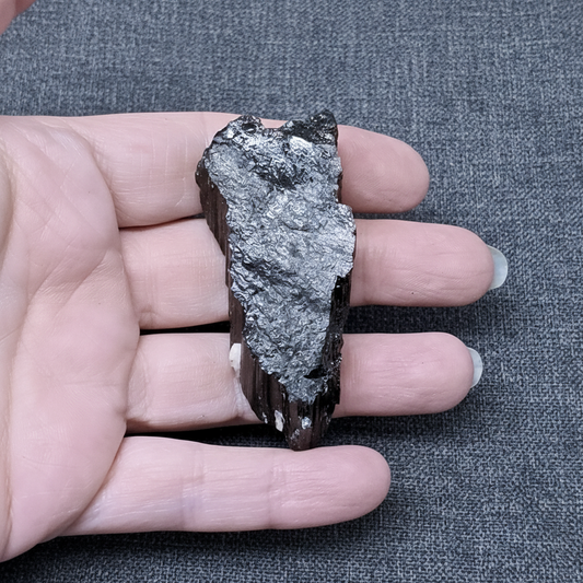 Tourmaline noire brute 48g (MB535-4)