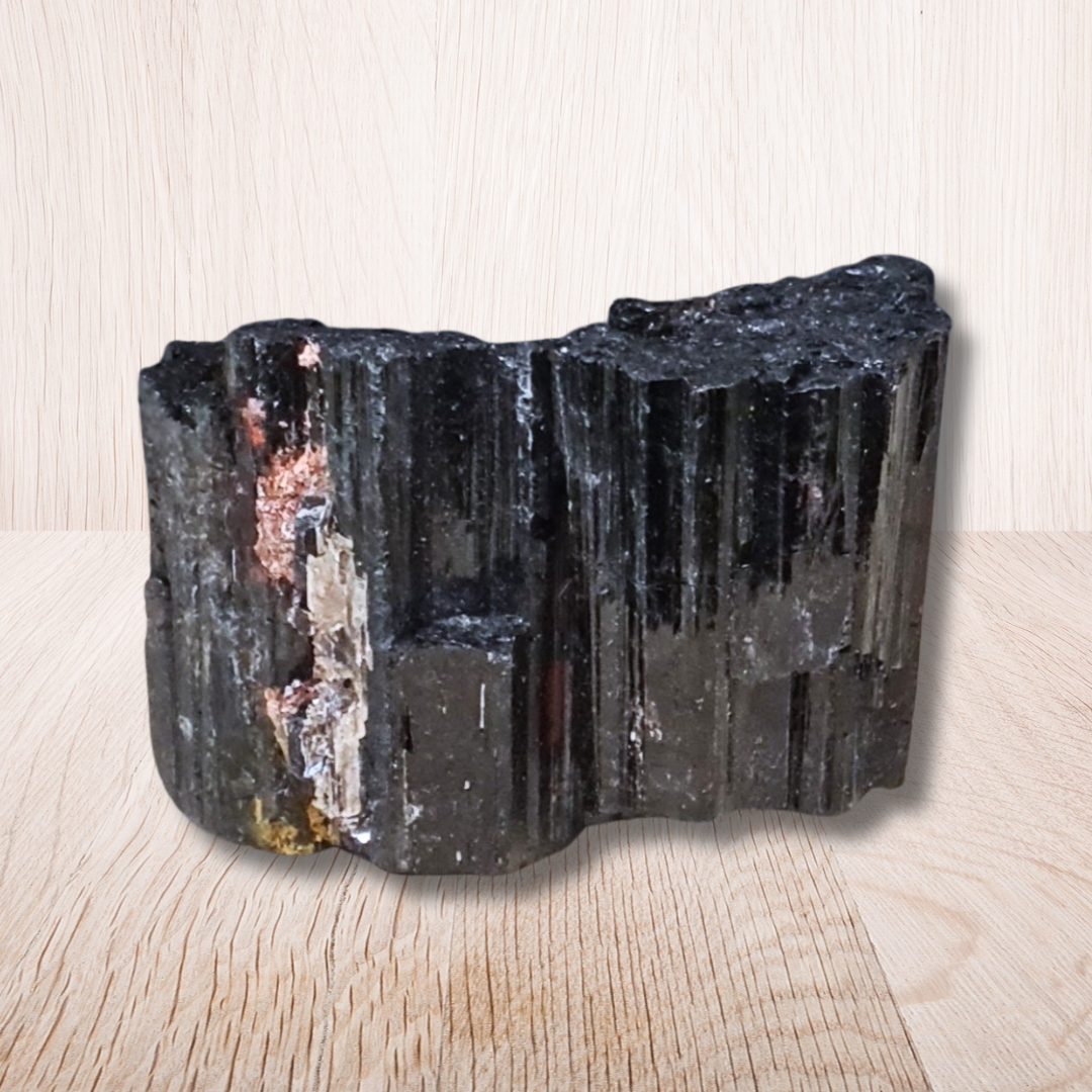 Tourmaline noire brute (MB535-6)