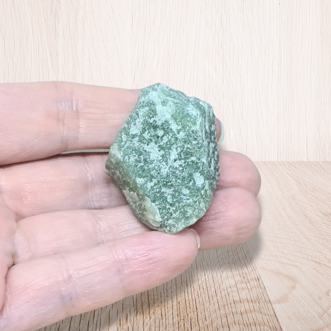 Aventurine verte brute (MB469) - ENAE Minéraux
