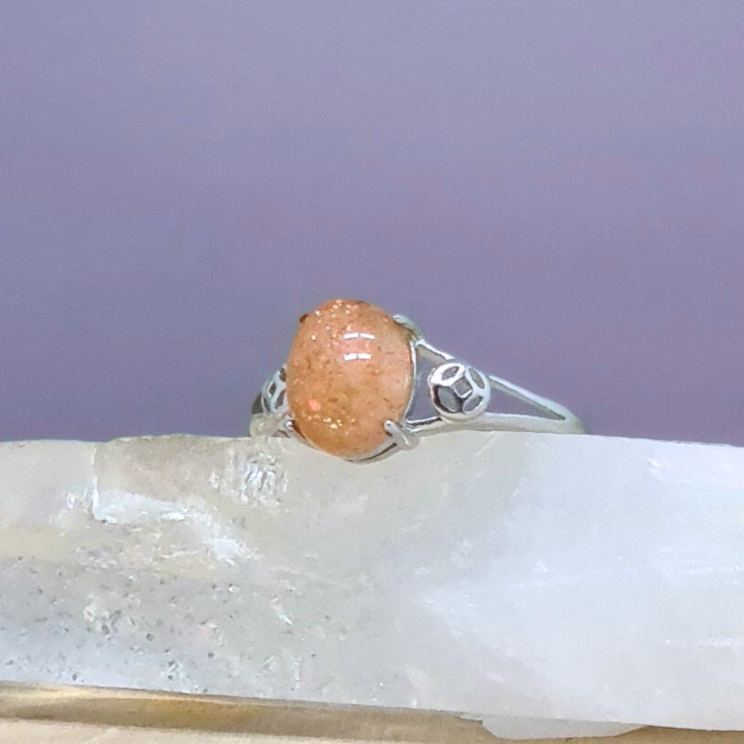 Bague réglable en Pierre de Soleil (BAG62-4)