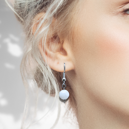 Boucles d'Oreilles en Célestine blanche (BO235)
