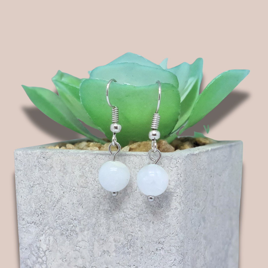 Boucles d'Oreilles en Célestine blanche (BO234)