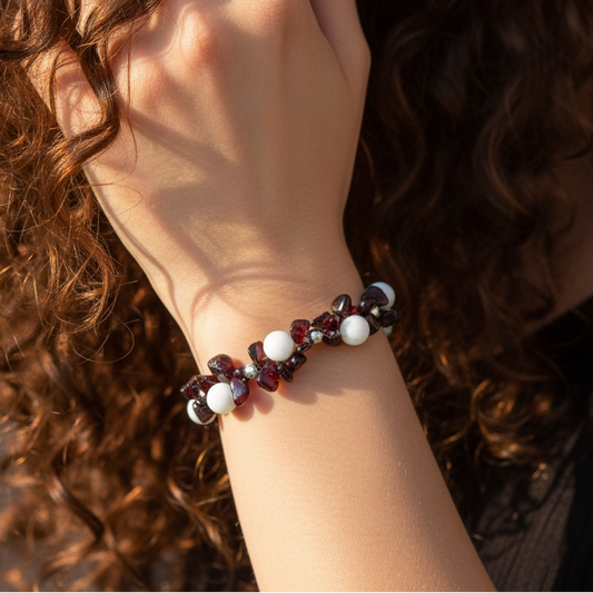 Bracelet tissé en Howlite et Grenat