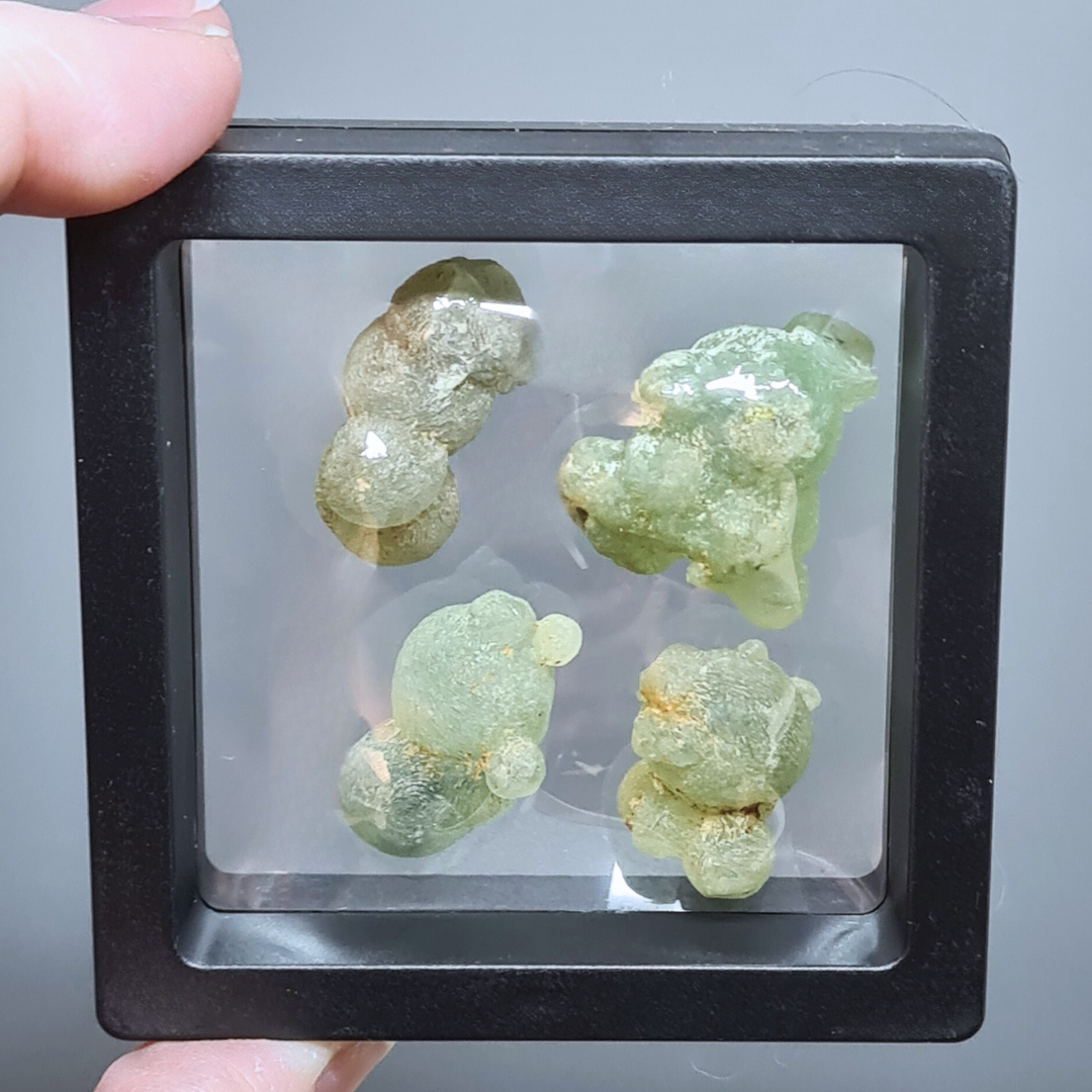 Lot de 4 Prehnite brutes 27g (MB578-1)