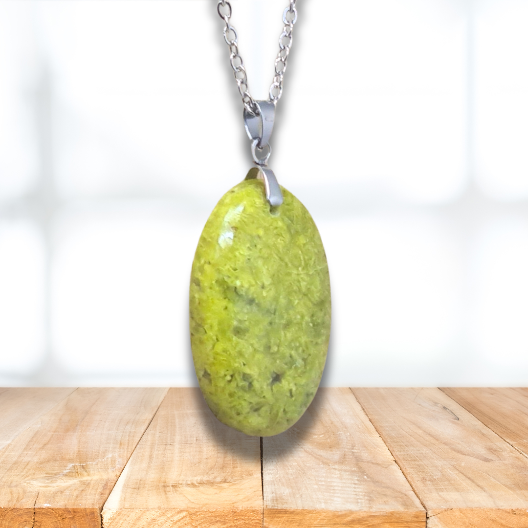 Pendentif en Opale verte (PE2058) - ENAE Minéraux