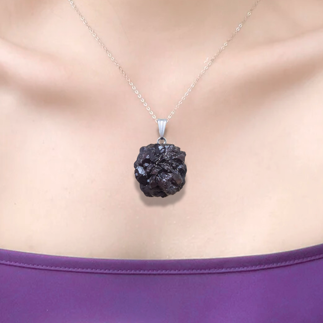 Pendentif en Pierre de Prophétie (PE2023-6) - ENAE Minéraux