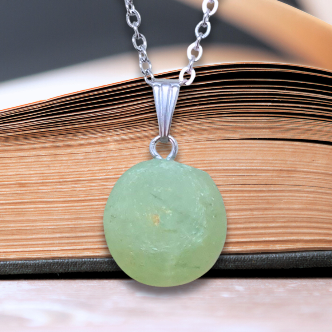 Pendentif en Prehnite brute (PE2097-2)