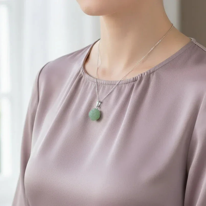 Pendentif en Prehnite brute (PE2097-1)