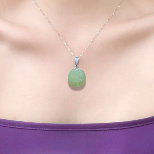 Pendentif en Prehnite brute (PE2097-2) - ENAE Minéraux