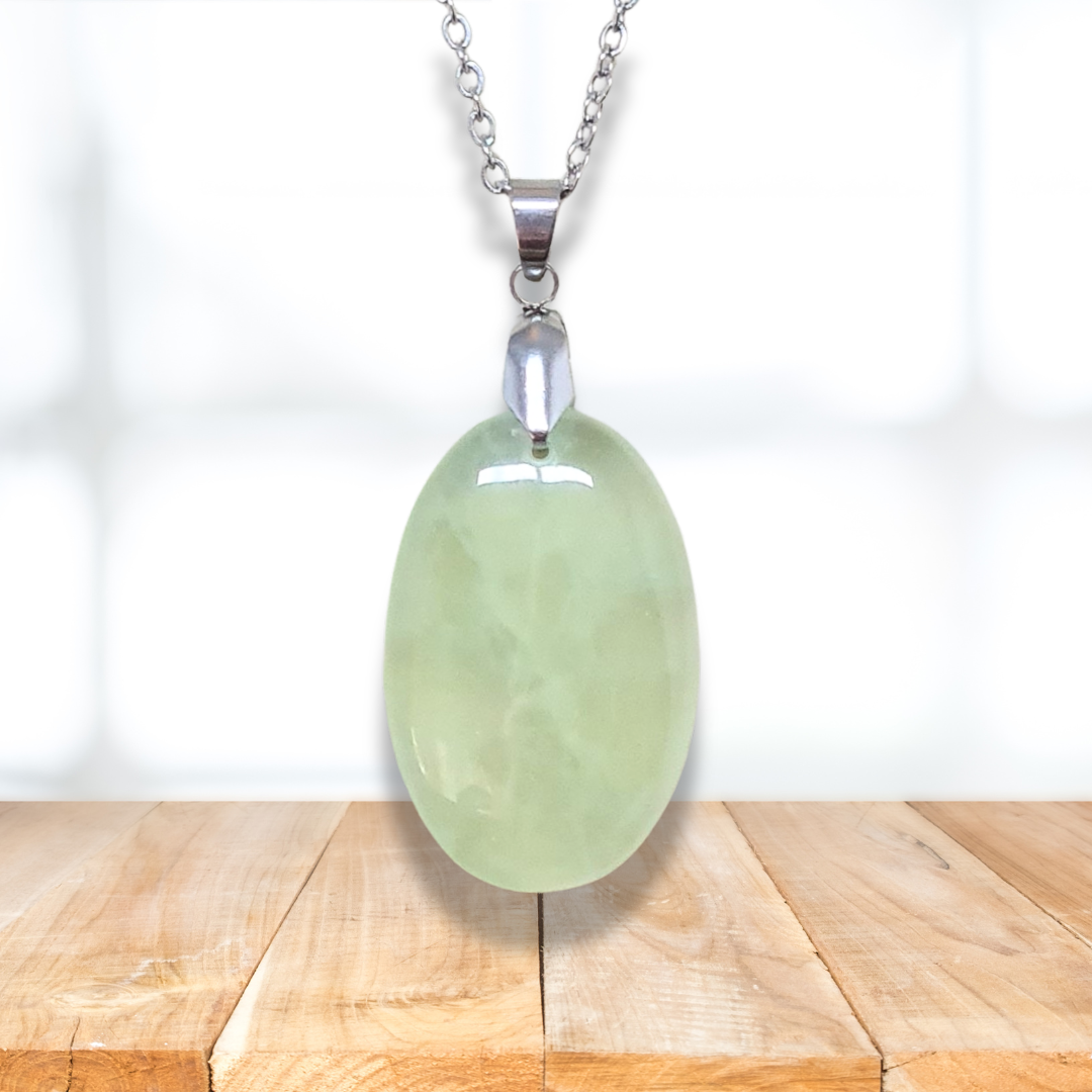 Pendentif en Prehnite (PE2071) - ENAE Minéraux