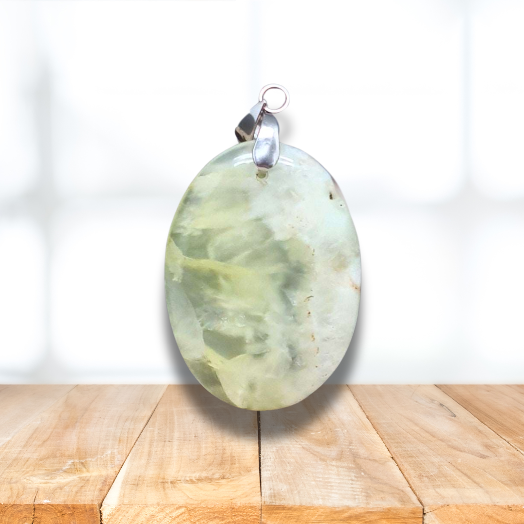 Pendentif en Prehnite (PE1038)