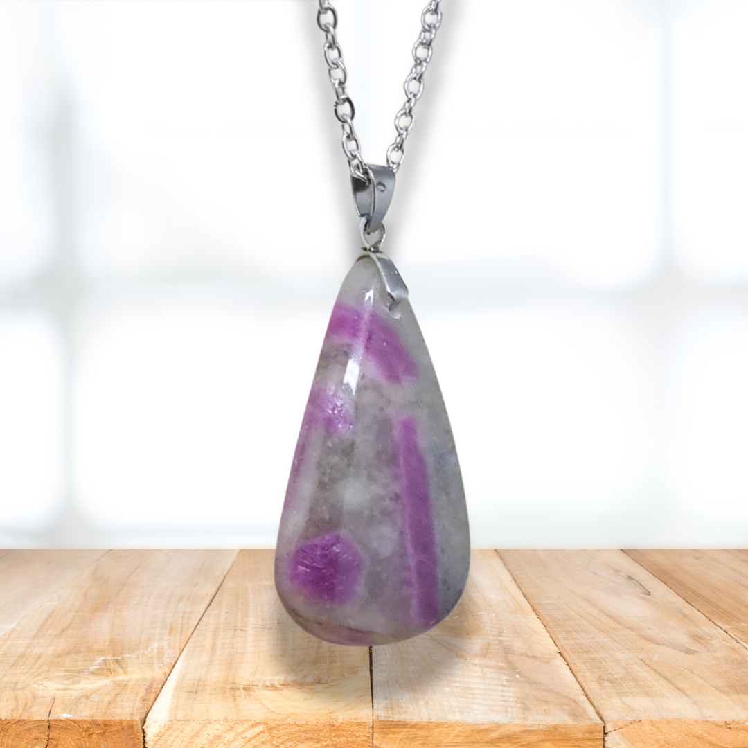 Pendentif en Rubis et Sillimanite (PE2086) - ENAE Minéraux