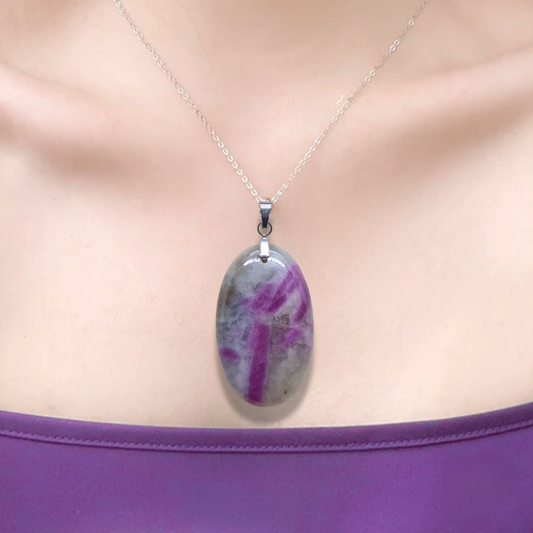 Pendentif en Rubis et Sillimanite (PE2084) - ENAE Minéraux