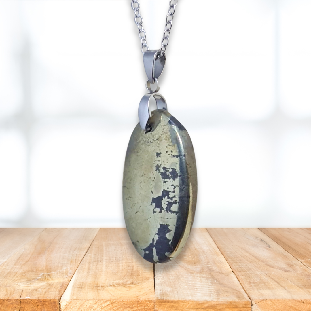 Pendentif en Schiste et Chalcopyrite (PE1729)