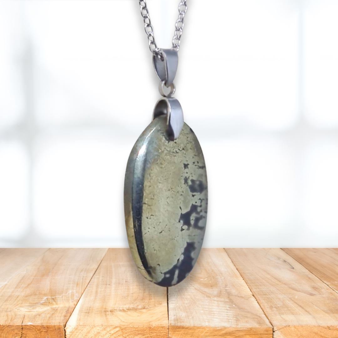 Pendentif en Schiste et Chalcopyrite (PE1729)