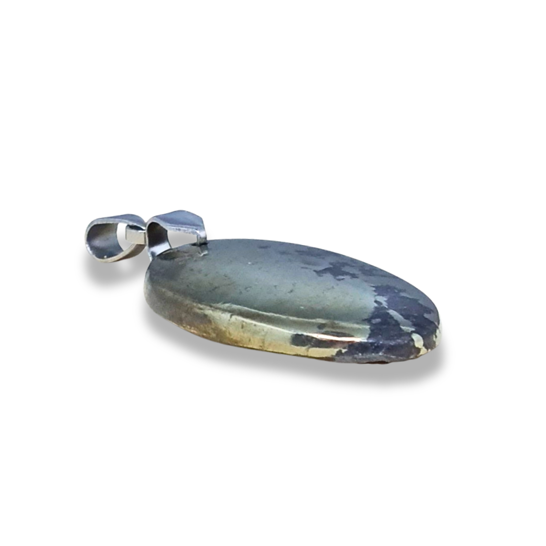 Pendentif en Schiste et Chalcopyrite (PE1729) - ENAE Minéraux