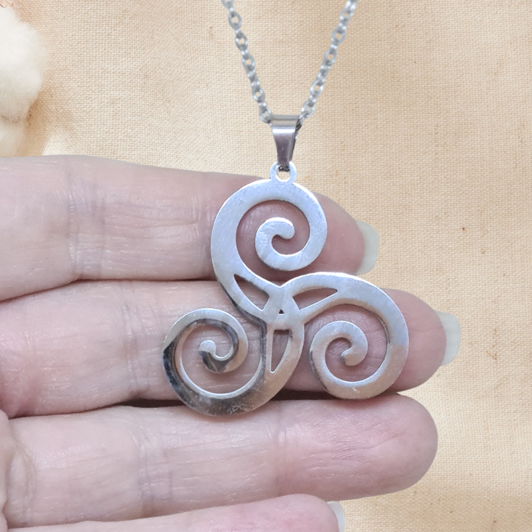 Pendentif Triskèle en acier inoxydable