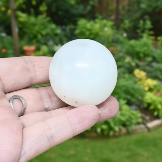 Sphère en Quartz blanc 90g (PRGFL750)