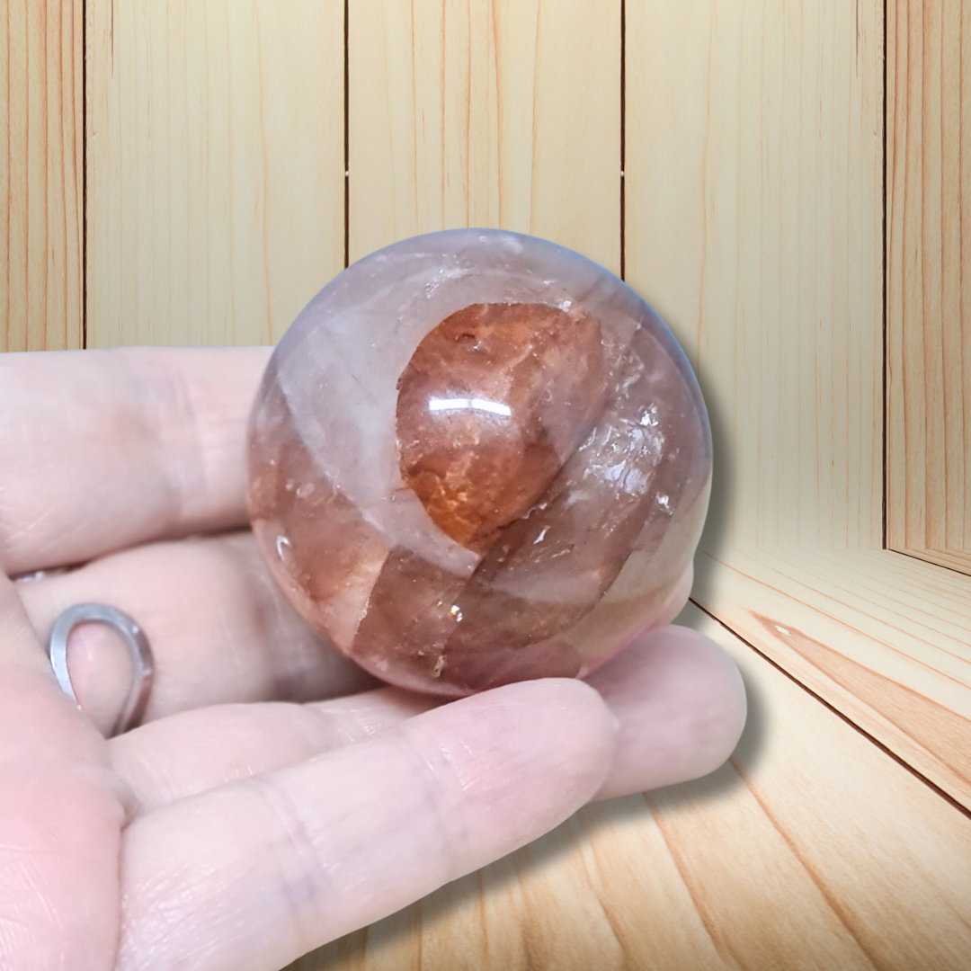 Sphère en Quartz hématoïde 104g (PRGFL752)