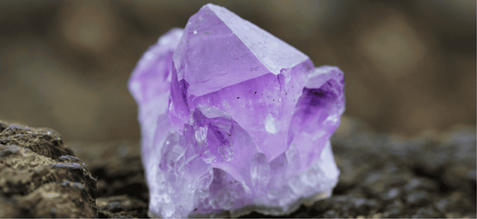 Améthyste : Minéralogie, vertus et bienfaits en lithothérapie