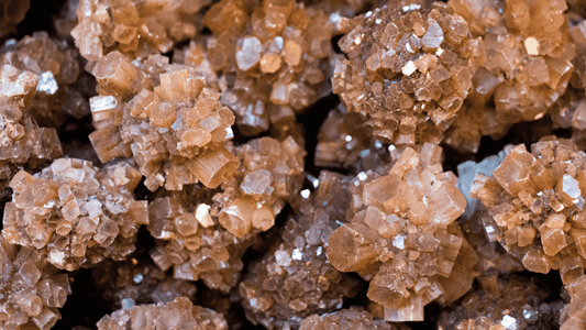 Aragonite : Minéralogie, vertus et bienfaits en lithothérapie