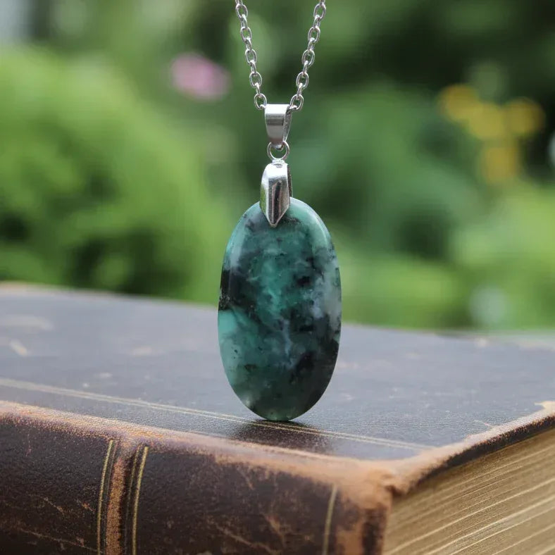 Pendentif en Emeraude dans Biotite (PE2108)