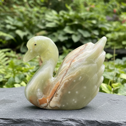 Cygne sculpté en Aragonite et Calcite (PRGFL622-6)